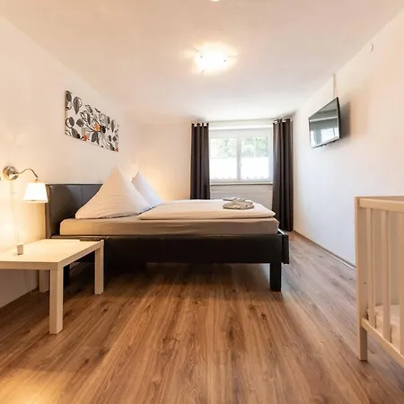 White House * Ellingen
